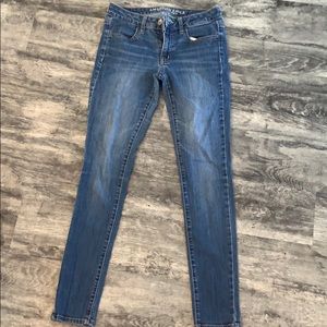 Medium wash AE jeans